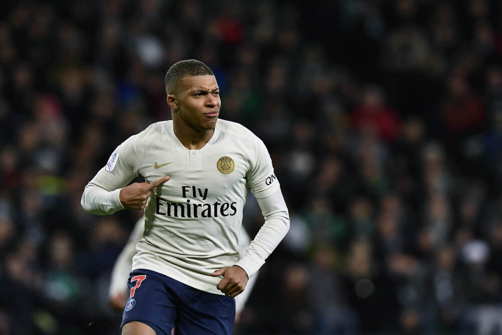 博主：余嘉豪协商多留一日遭拒&险遭解雇 西班牙俱乐部好像很不满